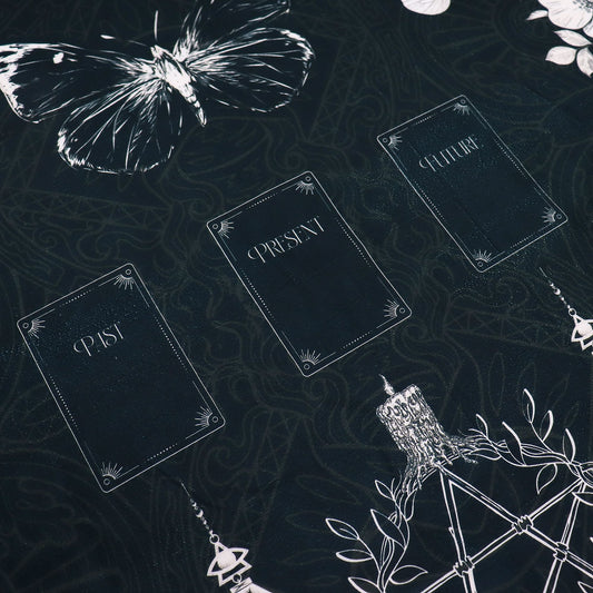Ancient Witch Reading Cloth – Enchant Your Rituals