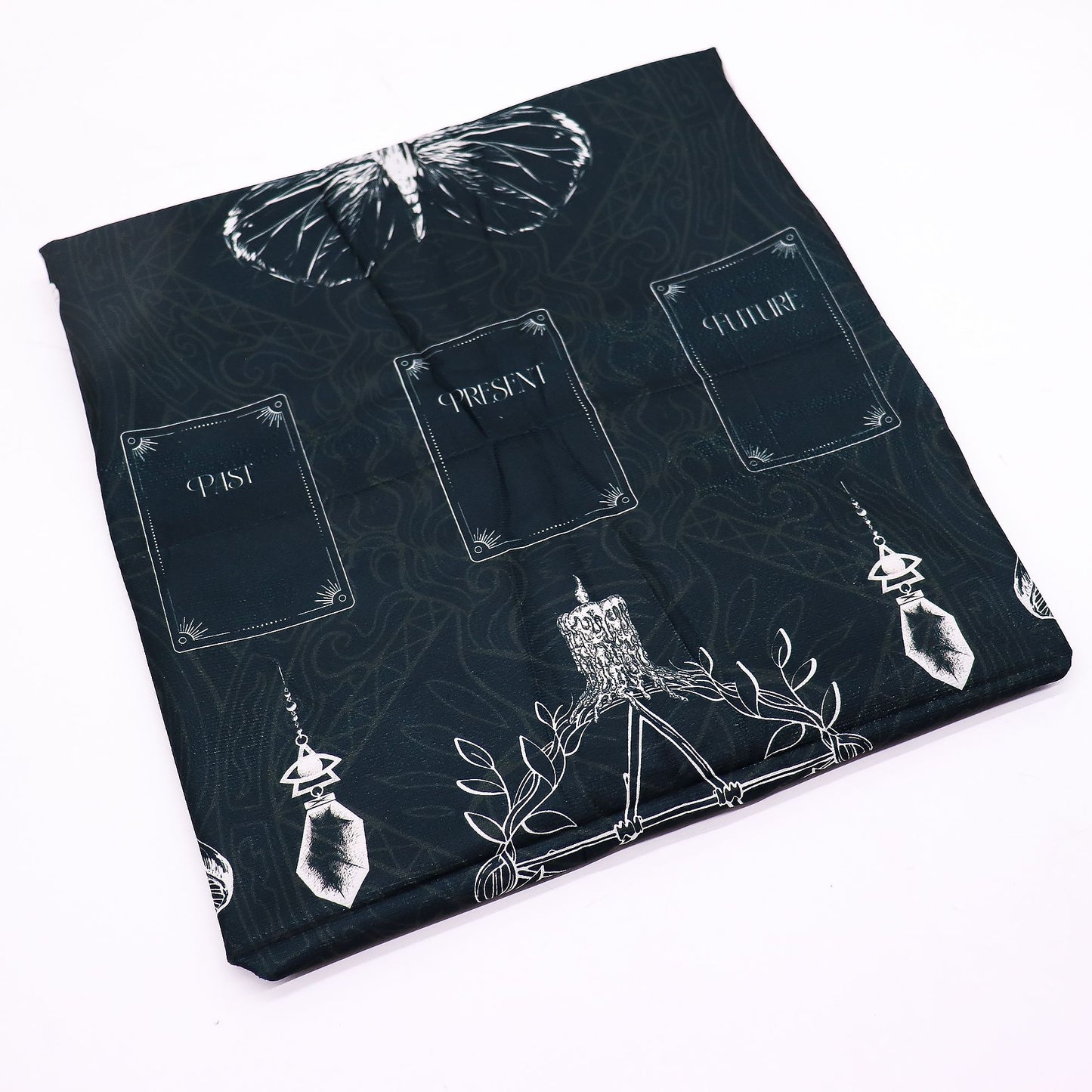 Ancient Witch Reading Cloth – Enchant Your Rituals