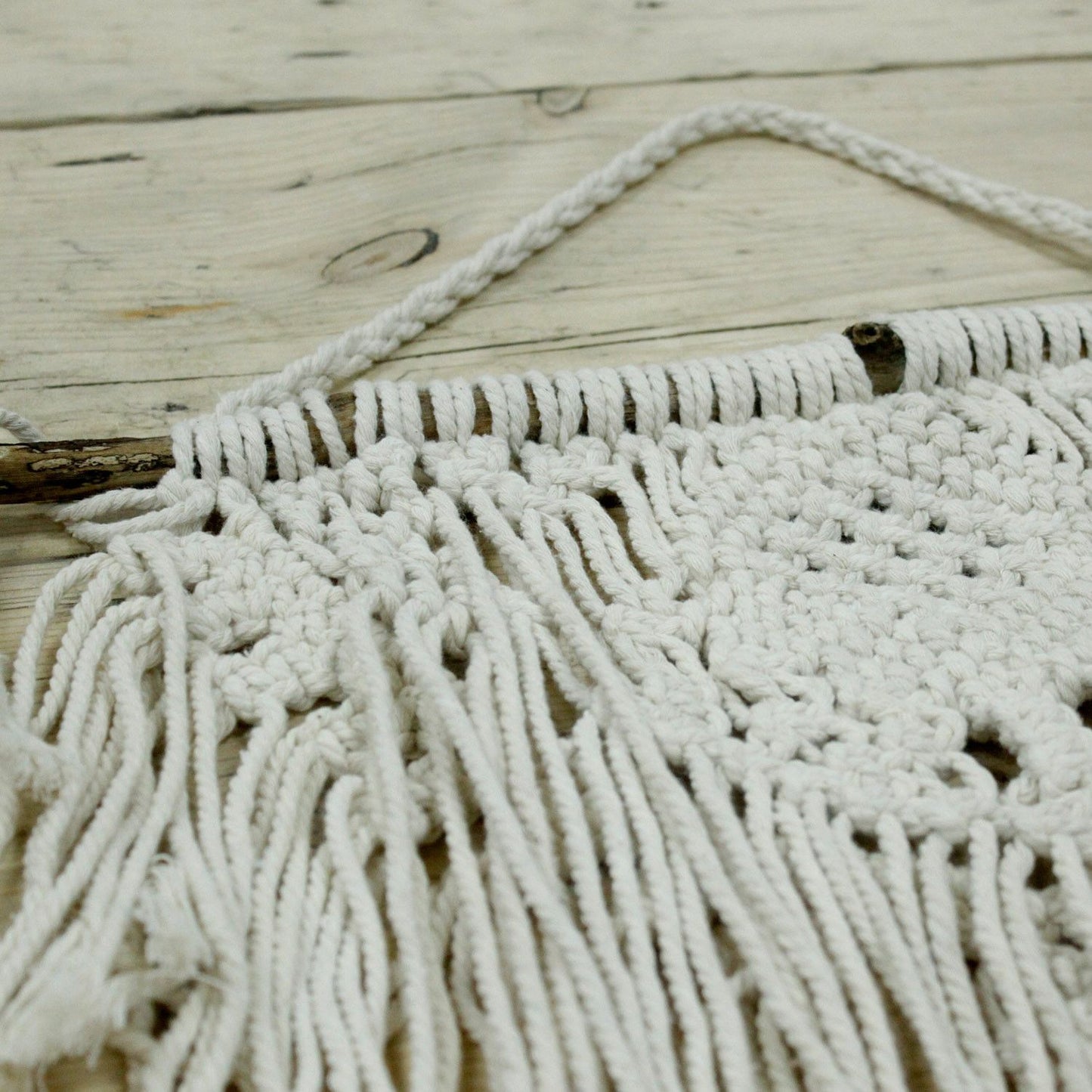 Macramé Wall Hanging – Boho Natural Weave