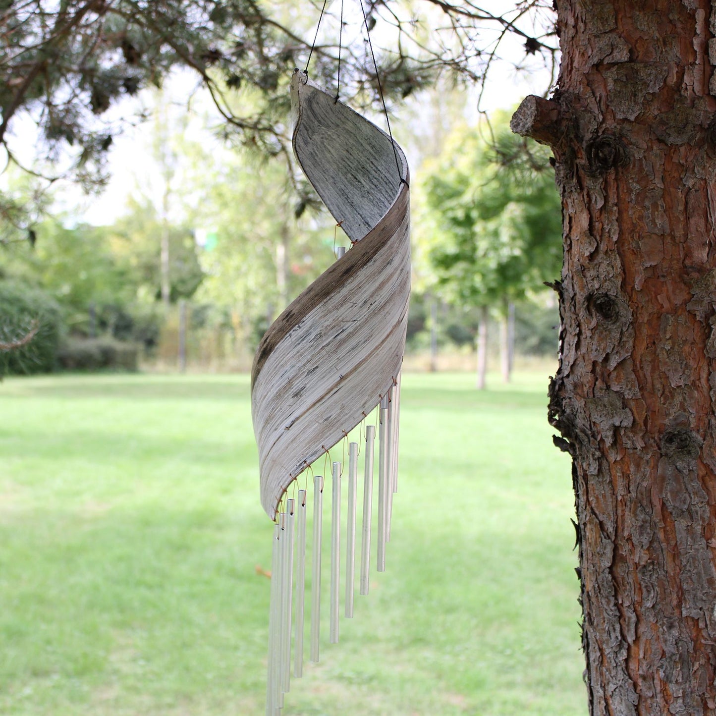 Whitewash Coconut Leaf Wind Chime