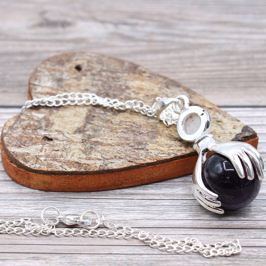 Serenity Embrace – Amethyst Healing Hands Pendant 💜🤲