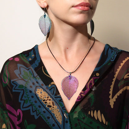 Bravery Leaf Necklace – Nature’s Magic in Multicolour